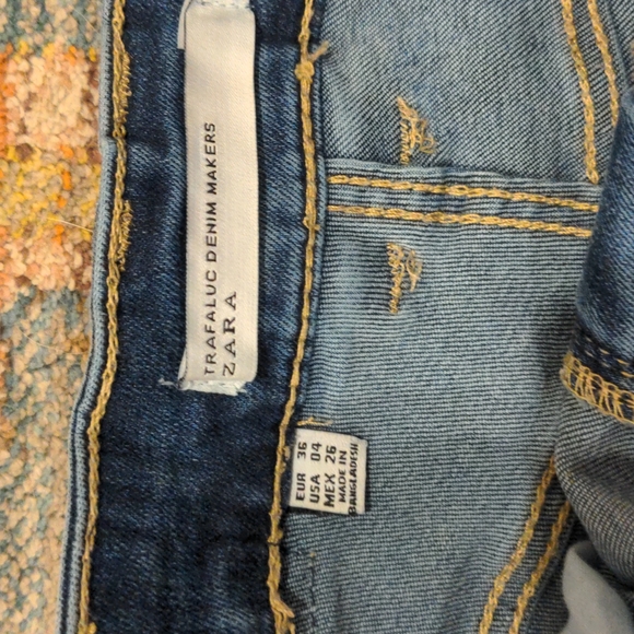 Zara Mom Jean Shorts - Picture 3 of 3